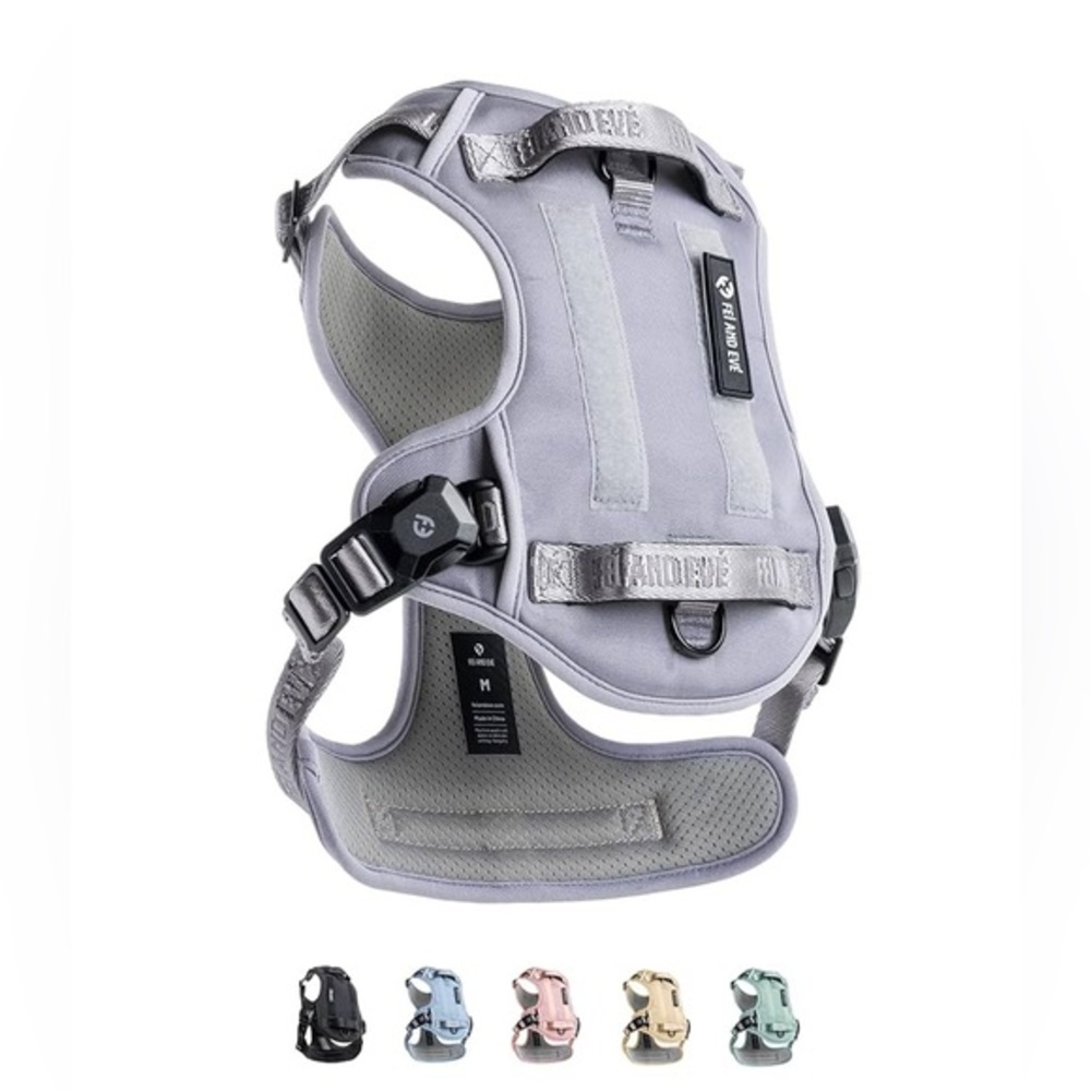 NWT New Edition, Fei and Eve Classic Dog Harness - Quick-Release Buckles size S